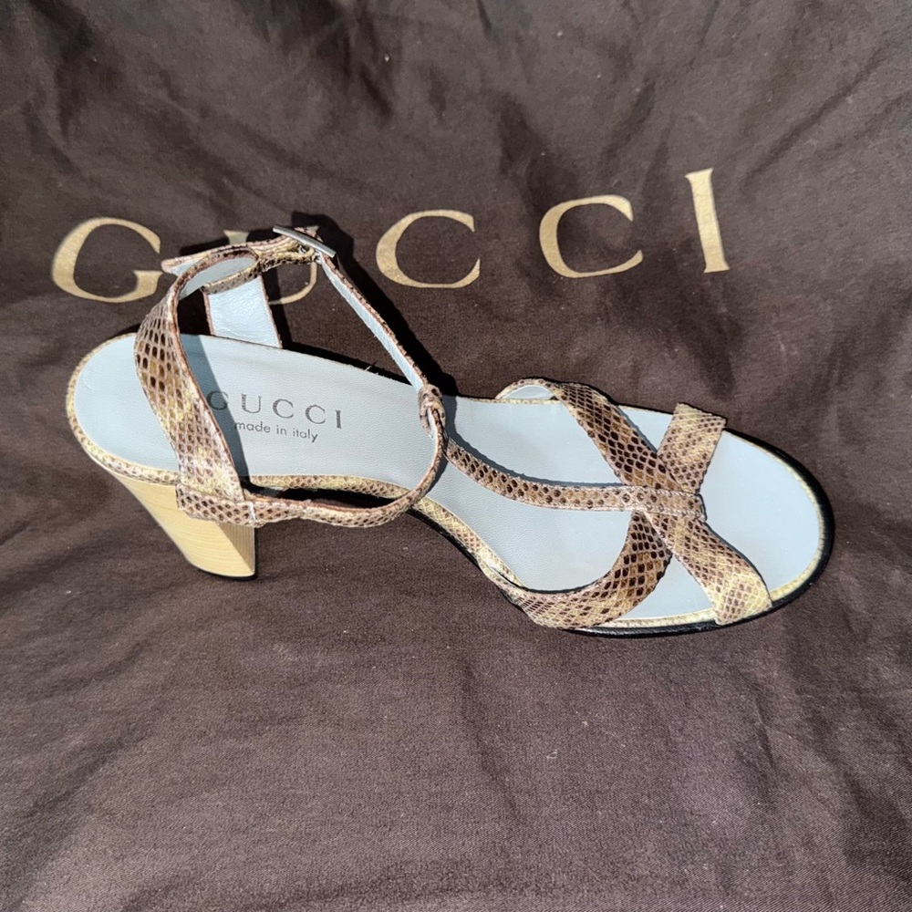 VTG GUCCI Karung Python Leather T
Strap Heel Sandal Tom Ford 6.5 B